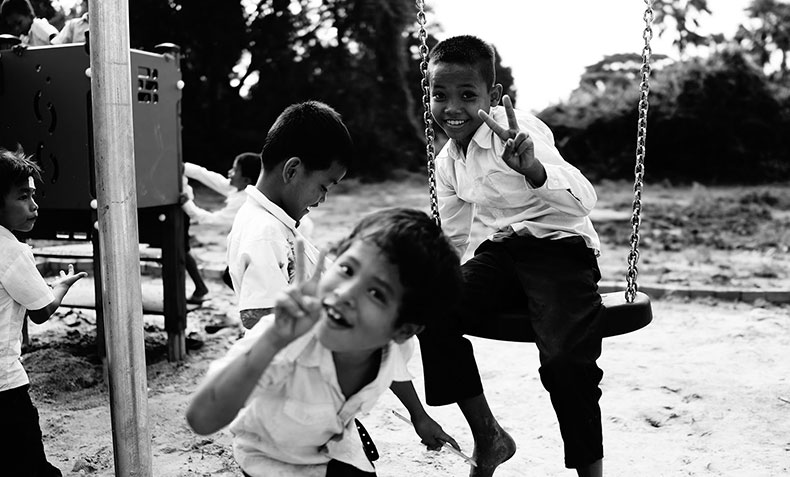 CSR-cambodiadonation-slider6.jpg