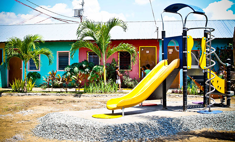 CSR-gawadkalinga-slider2.jpg